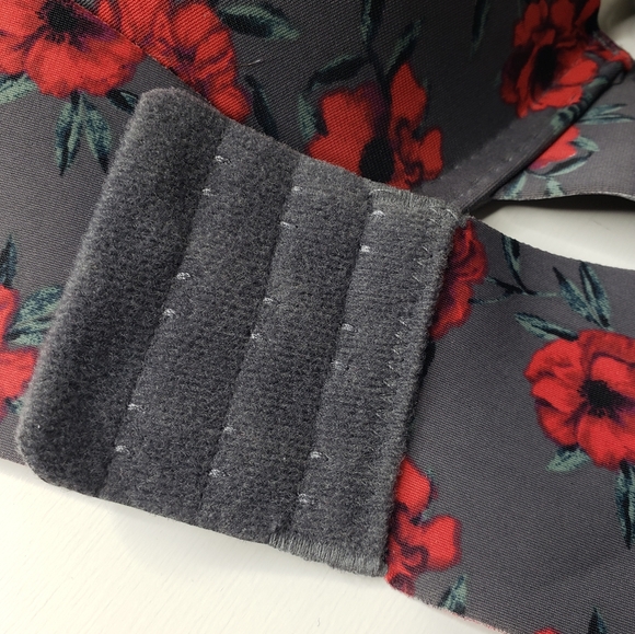 Vince Camuto Padded Underwire Soft Cup No Show Through Dark Floral 42C Bra - Picture 7 of 10